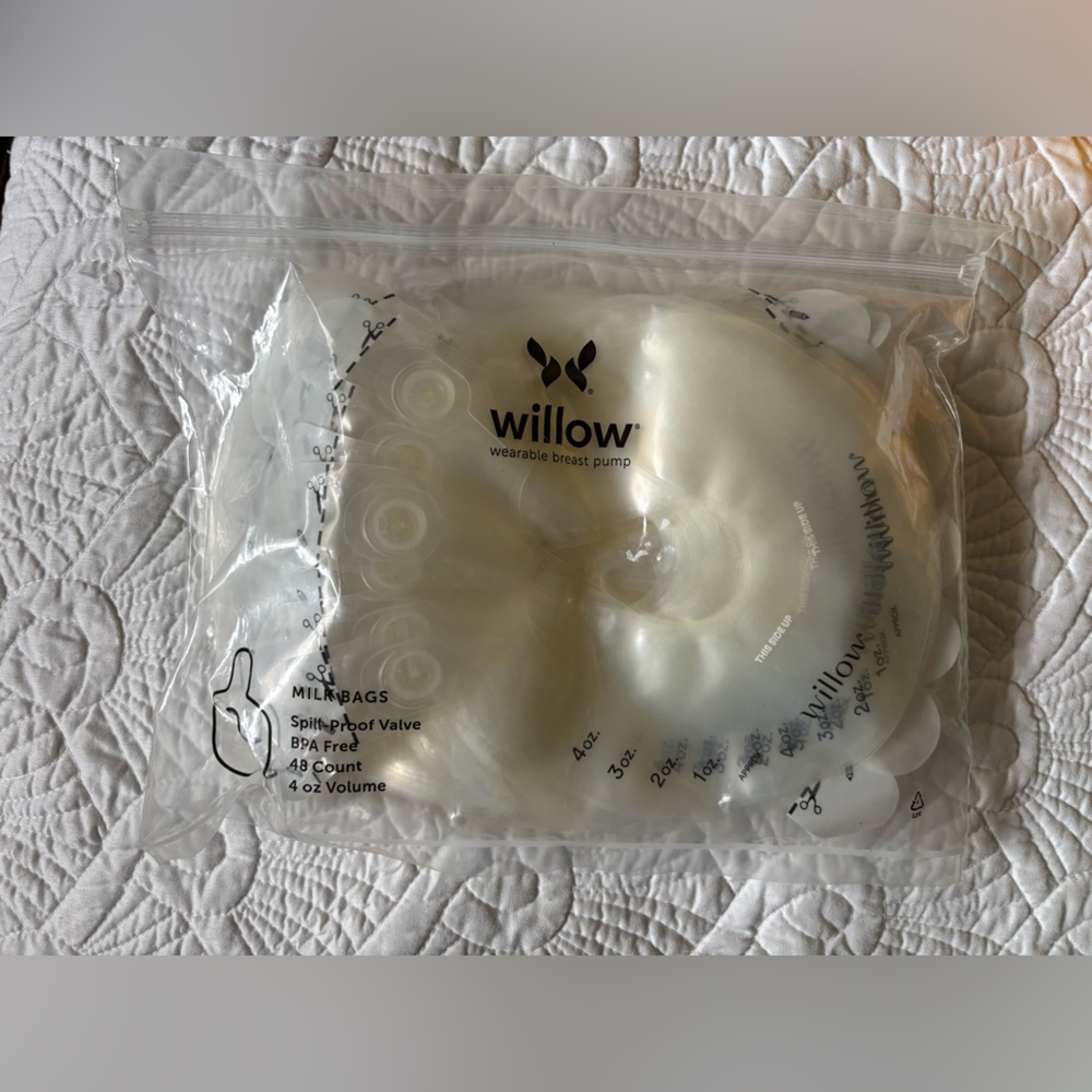 Willow Pump Spill-Proof Breast Milk Bags 48 Ct 4 oz Bag Single Use sealed
